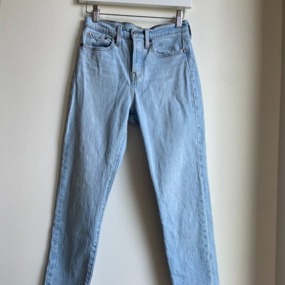 Levis Wedgie Straight Leg Jean - Picture 5 of 13